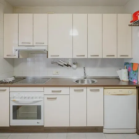 Holiday home Vut Plaza De La Fruta Avila