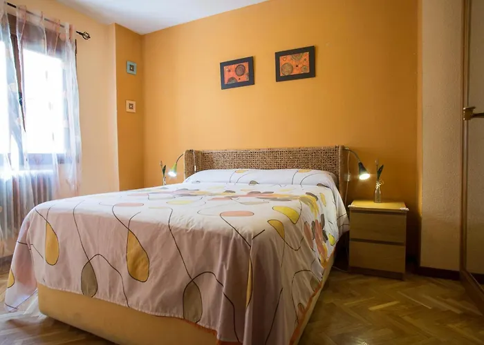 Vut Plaza De La Fruta Ávila