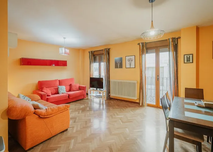 Vut Plaza De La Fruta Ávila