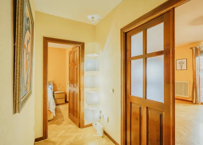 Vut Plaza De La Fruta * Ávila